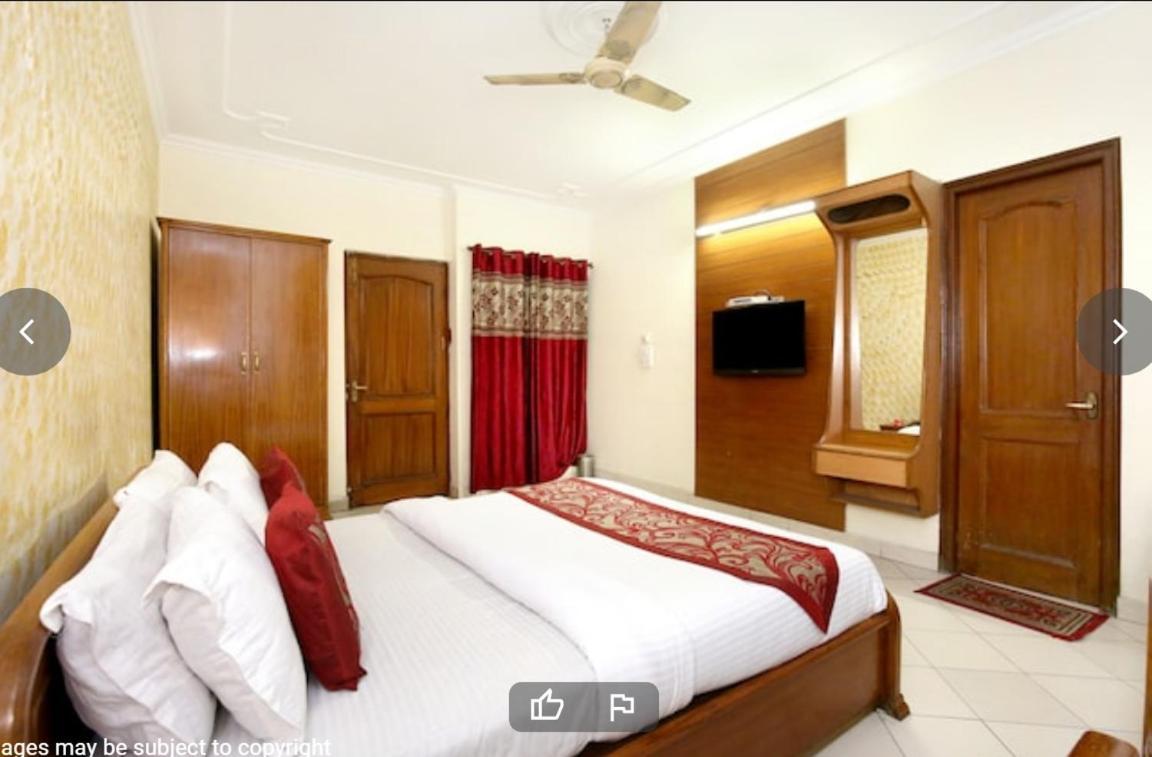 Hotel Paradise Chandīgarh Zewnętrze zdjęcie